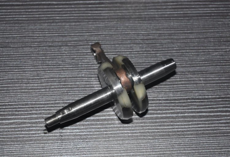 28mm stroke Crankshaft for 26cc zenoah engine - Click Image to Close