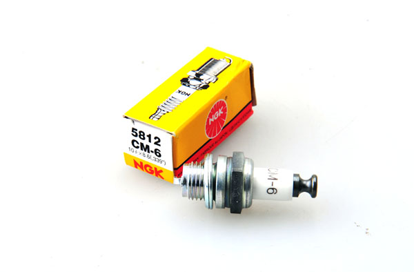 NGK CM6 spark plug ( original from Japan) - Click Image to Close